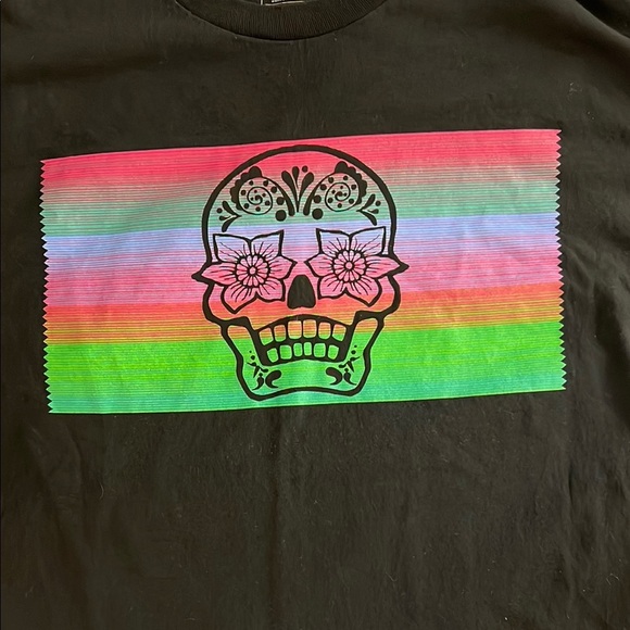 Pendleton Black T-Shirt with Skull Design - Picture 3 of 4
